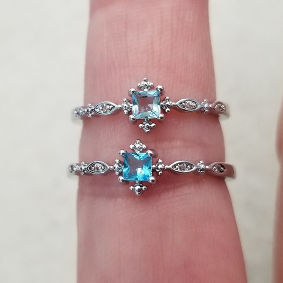 Delicate Topaz Ring - Picture 8 of 8